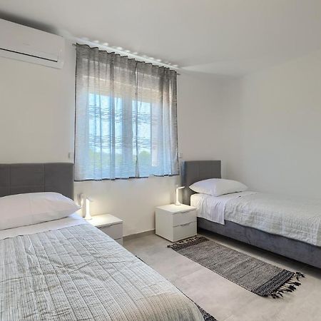 Apartments Medulin 2217 Εξωτερικό φωτογραφία