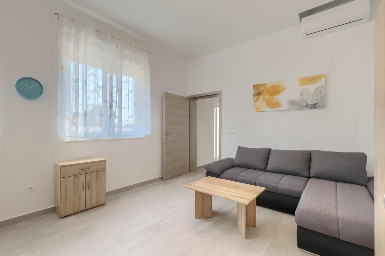 Apartments Medulin 2217 Εξωτερικό φωτογραφία