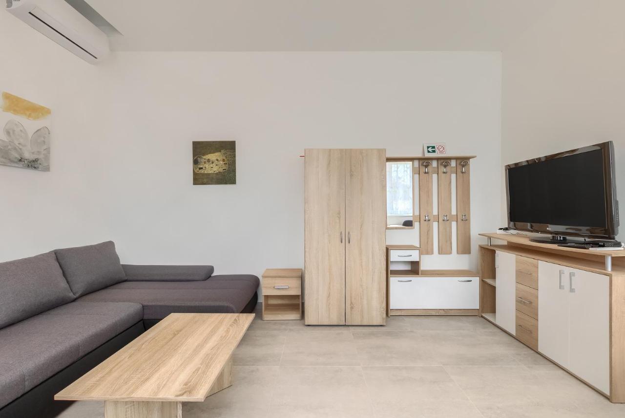 Apartments Medulin 2217 Εξωτερικό φωτογραφία