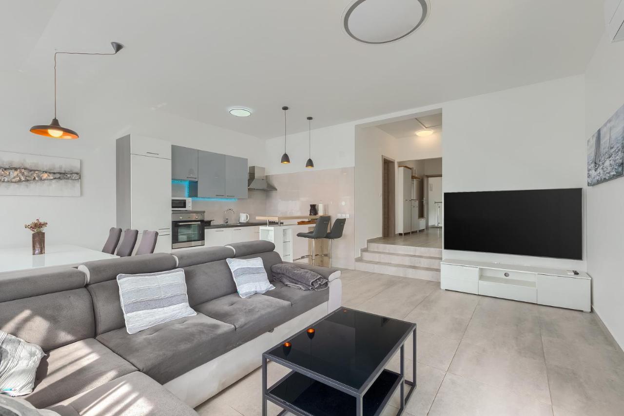Apartments Medulin 2217 Εξωτερικό φωτογραφία